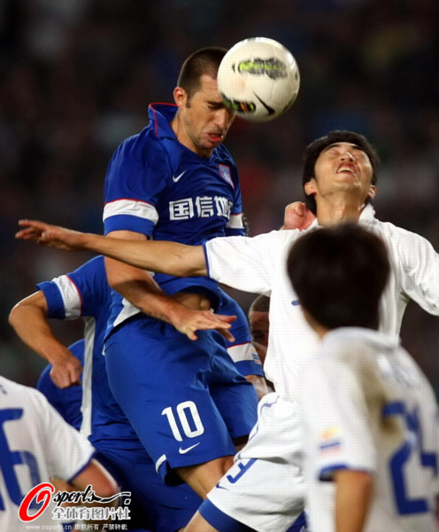 巴黎演绎胜利,巴神金靴华丽炫目惊艳(意大利黑人球星巴神) 巴黎演绎胜利,巴神金靴华丽炫目惊艳(意大利黑人球星巴神)